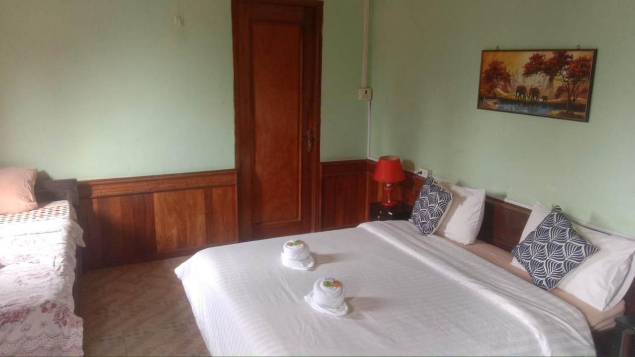 Pukyo Bed And Breakfast Belgian Lao Ban Nangoy Eksteriør bilde