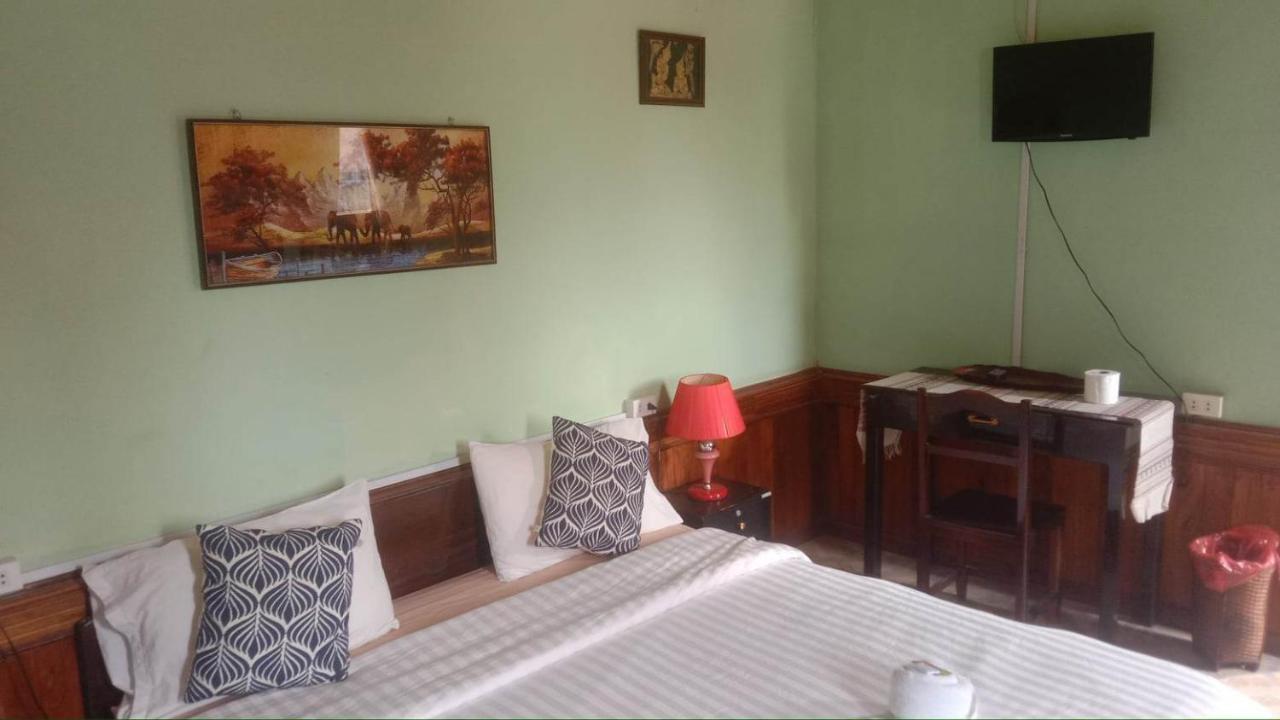 Pukyo Bed And Breakfast Belgian Lao Ban Nangoy Eksteriør bilde